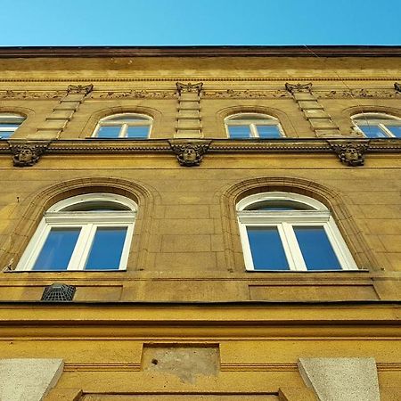 Cbs Apartments ブダペスト エクステリア 写真