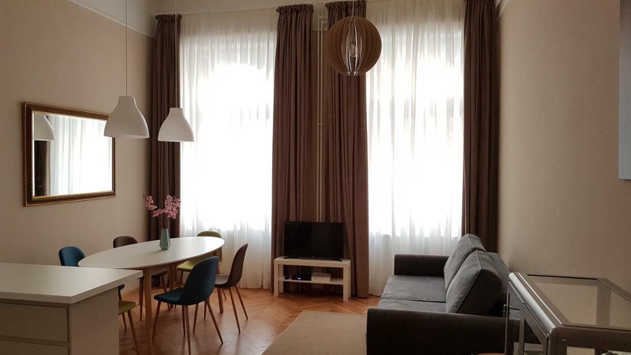Cbs Apartments ブダペスト エクステリア 写真
