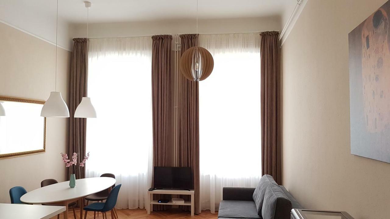 Cbs Apartments ブダペスト エクステリア 写真